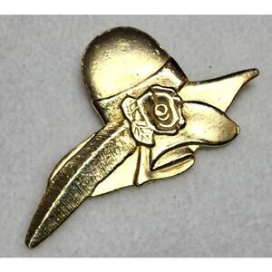 Vtg 80s Pin Brooch Gold Toned Hat Design With Rose And Feather Oversized 3.5"